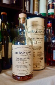 バルヴェニー１２年ダブルウッドのテイスティング・グレンフィデックの姉妹蒸溜所発のまったりまろやかモルト