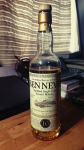 ベンネヴィス10年のテイスティング＆レヴュー・コスパ最高峰！ヘザーの花香る西ハイランド山岳地の華やかな美酒！