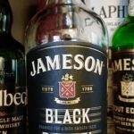 ジェムソン・ブラックバレルのテイスティング&レヴュー・黒焦げの樽で熟成、バニラ&コーヒーキャンディ風味のディープなジェムソン!